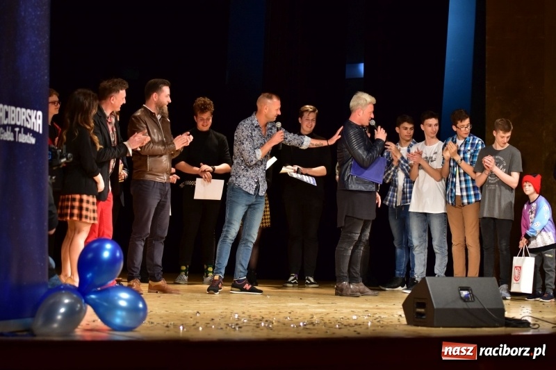 Zdjęcie w galerii na portalu naszraciborz.pl: Mimi i Dusia wygrały IV Raciborską Giełdę Talentów [FOTO i WIDEO] wiadomości z regionu