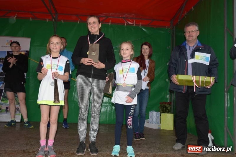 Zdjęcie w galerii na portalu naszraciborz.pl: Biegli i maszerowali, by pomóc Zosi [FOTO] wiadomości z regionu