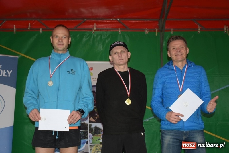 Zdjęcie w galerii na portalu naszraciborz.pl: Biegli i maszerowali, by pomóc Zosi [FOTO] wiadomości z regionu