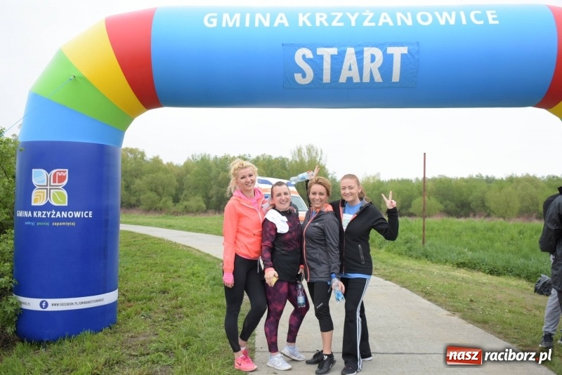 Zdjęcie w galerii na portalu naszraciborz.pl: Biegli i maszerowali, by pomóc Zosi [FOTO] wiadomości z regionu