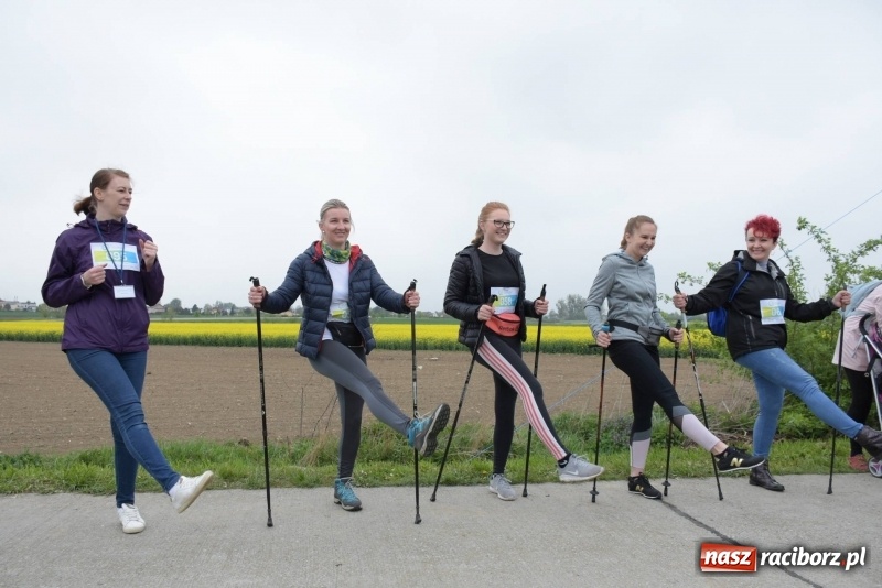 Zdjęcie w galerii na portalu naszraciborz.pl: Biegli i maszerowali, by pomóc Zosi [FOTO] wiadomości z regionu