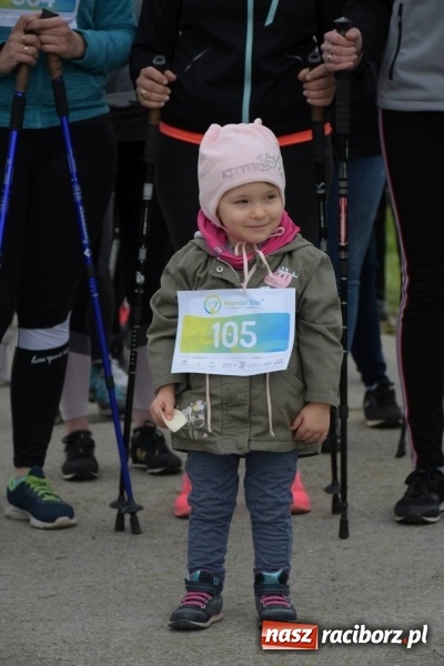 Zdjęcie w galerii na portalu naszraciborz.pl: Biegli i maszerowali, by pomóc Zosi [FOTO] wiadomości z regionu
