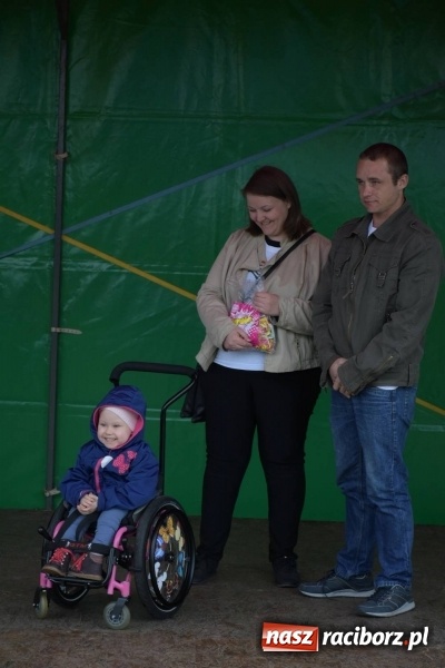 Zdjęcie w galerii na portalu naszraciborz.pl: Biegli i maszerowali, by pomóc Zosi [FOTO] wiadomości z regionu