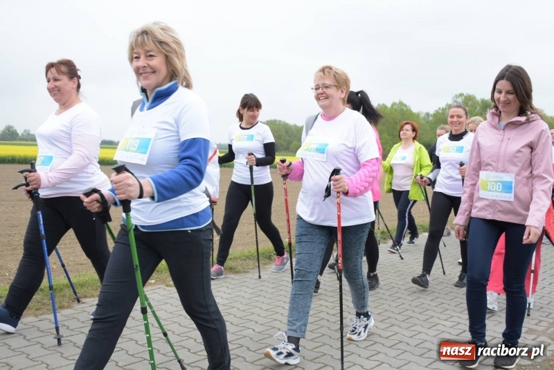 Zdjęcie w galerii na portalu naszraciborz.pl: Biegli i maszerowali, by pomóc Zosi [FOTO] wiadomości z regionu