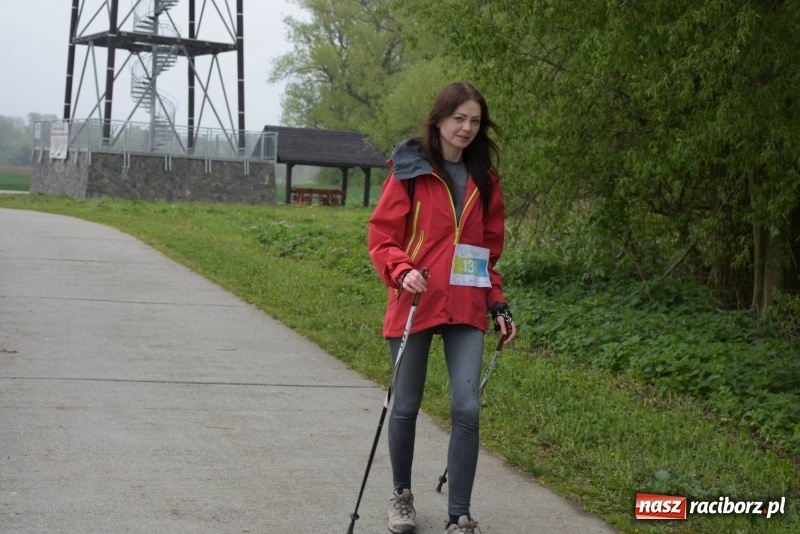 Zdjęcie w galerii na portalu naszraciborz.pl: Biegli i maszerowali, by pomóc Zosi [FOTO] wiadomości z regionu