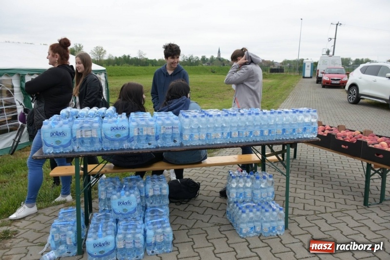 Zdjęcie w galerii na portalu naszraciborz.pl: Biegli i maszerowali, by pomóc Zosi [FOTO] wiadomości z regionu