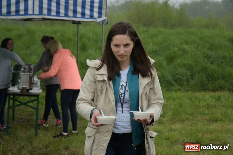 Zdjęcie w galerii na portalu naszraciborz.pl: Biegli i maszerowali, by pomóc Zosi [FOTO] wiadomości z regionu
