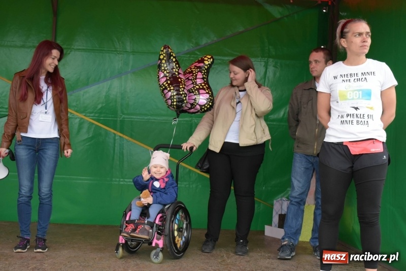 Zdjęcie w galerii na portalu naszraciborz.pl: Biegli i maszerowali, by pomóc Zosi [FOTO] wiadomości z regionu