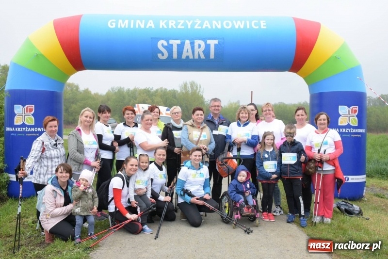 Zdjęcie w galerii na portalu naszraciborz.pl: Biegli i maszerowali, by pomóc Zosi [FOTO] wiadomości z regionu