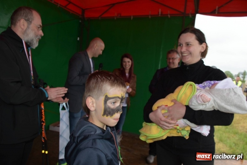 Zdjęcie w galerii na portalu naszraciborz.pl: Biegli i maszerowali, by pomóc Zosi [FOTO] wiadomości z regionu