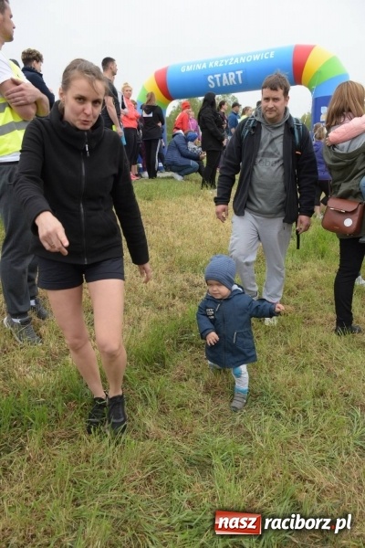 Zdjęcie w galerii na portalu naszraciborz.pl: Biegli i maszerowali, by pomóc Zosi [FOTO] wiadomości z regionu