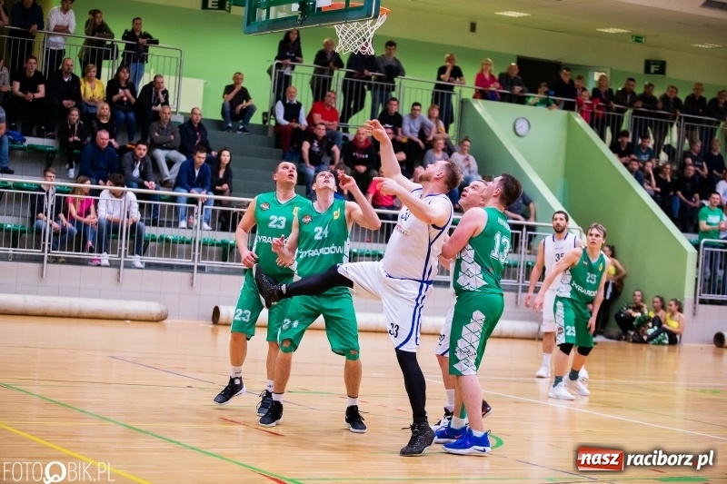 Zdjęcie w galerii na portalu naszraciborz.pl: Druga porażka Ofensywy przekreśliła szansę na awans wiadomości z regionu