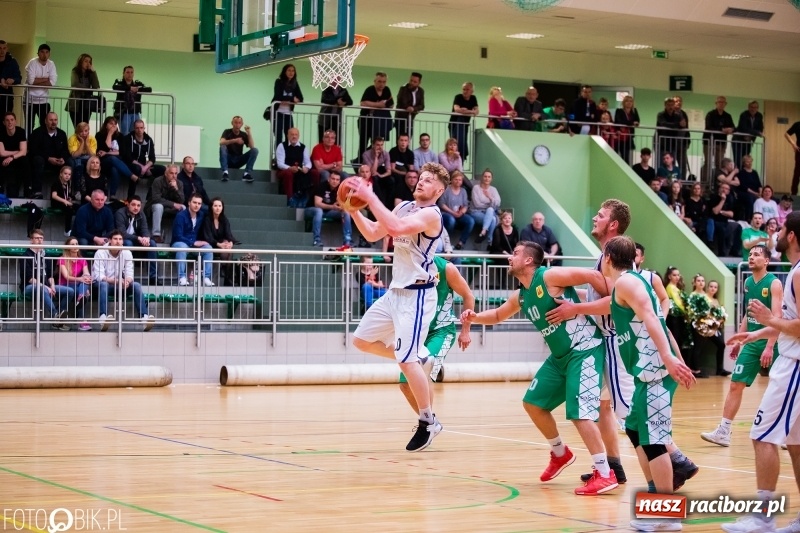 Zdjęcie w galerii na portalu naszraciborz.pl: Druga porażka Ofensywy przekreśliła szansę na awans wiadomości z regionu