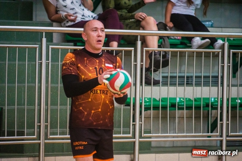 Zdjęcie w galerii na portalu naszraciborz.pl: RLPS: Przebudzenie Lunatyków. Leśna Perła zdetronizowana! [FOTO] wiadomości z regionu