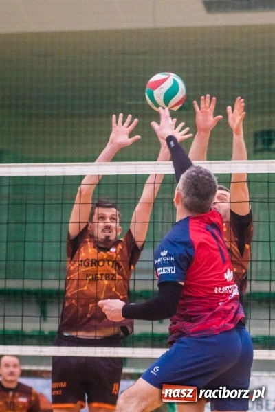 Zdjęcie w galerii na portalu naszraciborz.pl: RLPS: Przebudzenie Lunatyków. Leśna Perła zdetronizowana! [FOTO] wiadomości z regionu