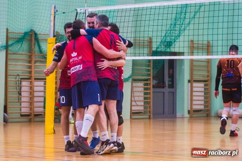 Zdjęcie w galerii na portalu naszraciborz.pl: RLPS: Przebudzenie Lunatyków. Leśna Perła zdetronizowana! [FOTO] wiadomości z regionu