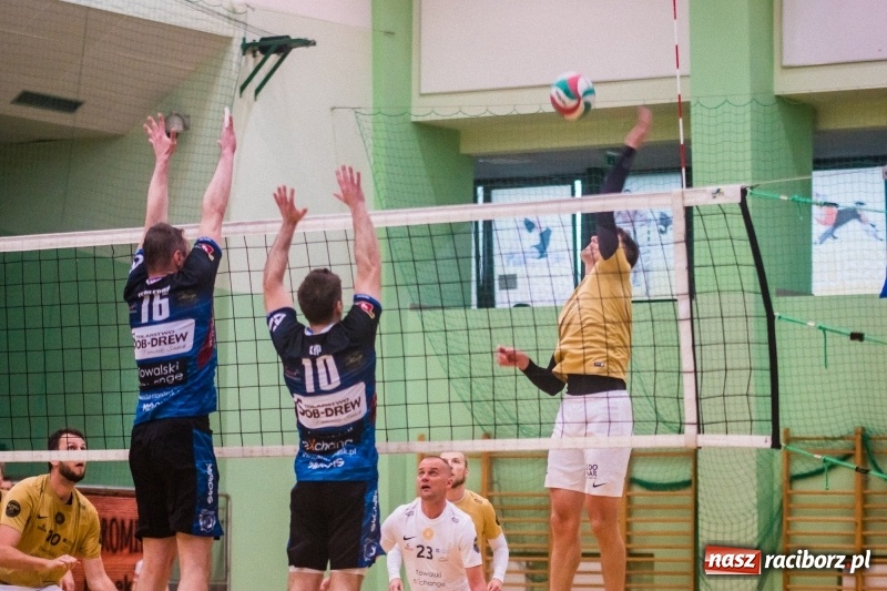 Zdjęcie w galerii na portalu naszraciborz.pl: RLPS: Przebudzenie Lunatyków. Leśna Perła zdetronizowana! [FOTO] wiadomości z regionu