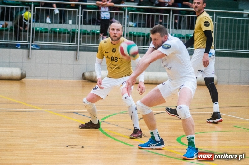 Zdjęcie w galerii na portalu naszraciborz.pl: RLPS: Przebudzenie Lunatyków. Leśna Perła zdetronizowana! [FOTO] wiadomości z regionu