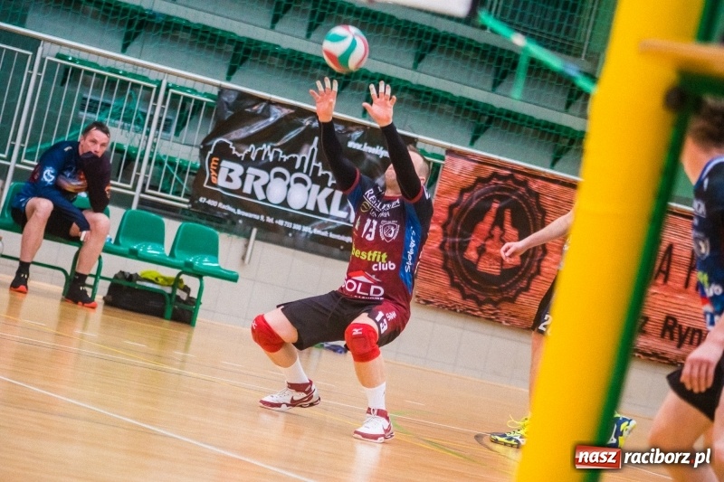 Zdjęcie w galerii na portalu naszraciborz.pl: RLPS: Przebudzenie Lunatyków. Leśna Perła zdetronizowana! [FOTO] wiadomości z regionu