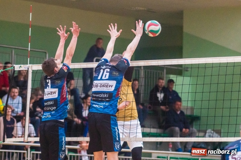 Zdjęcie w galerii na portalu naszraciborz.pl: RLPS: Przebudzenie Lunatyków. Leśna Perła zdetronizowana! [FOTO] wiadomości z regionu