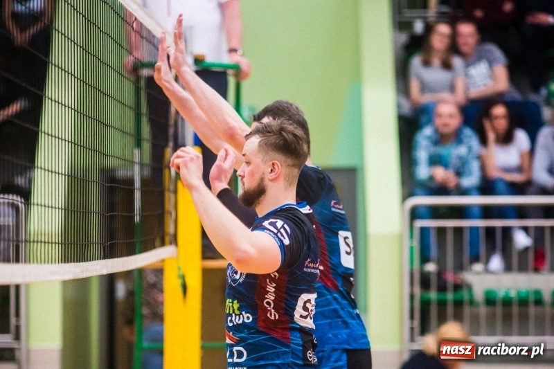 Zdjęcie w galerii na portalu naszraciborz.pl: RLPS: Przebudzenie Lunatyków. Leśna Perła zdetronizowana! [FOTO] wiadomości z regionu