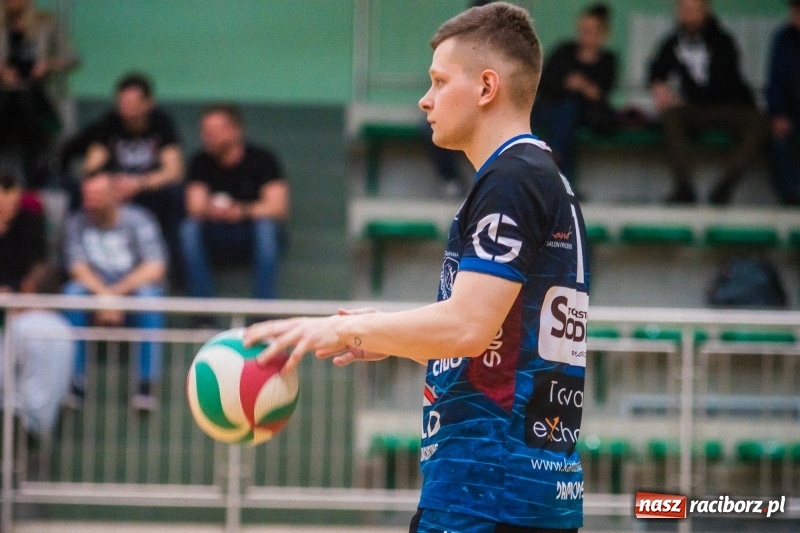 Zdjęcie w galerii na portalu naszraciborz.pl: RLPS: Przebudzenie Lunatyków. Leśna Perła zdetronizowana! [FOTO] wiadomości z regionu