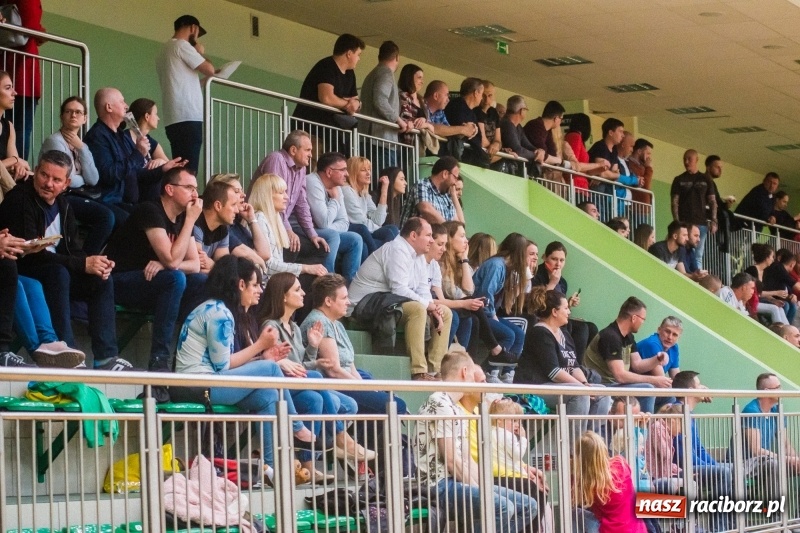 Zdjęcie w galerii na portalu naszraciborz.pl: RLPS: Przebudzenie Lunatyków. Leśna Perła zdetronizowana! [FOTO] wiadomości z regionu