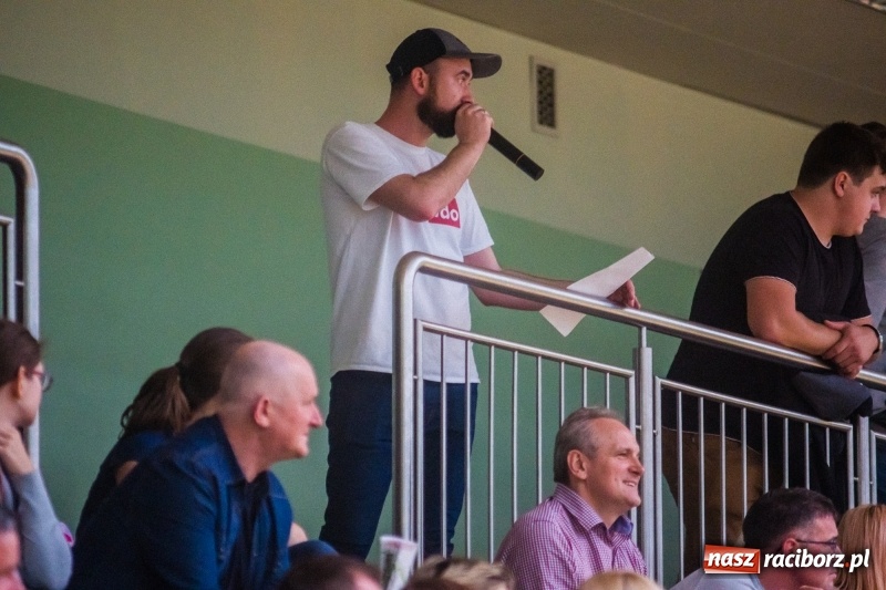 Zdjęcie w galerii na portalu naszraciborz.pl: RLPS: Przebudzenie Lunatyków. Leśna Perła zdetronizowana! [FOTO] wiadomości z regionu