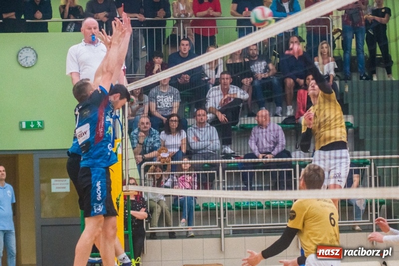 Zdjęcie w galerii na portalu naszraciborz.pl: RLPS: Przebudzenie Lunatyków. Leśna Perła zdetronizowana! [FOTO] wiadomości z regionu