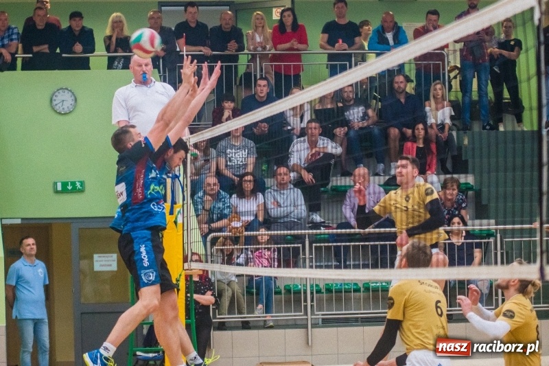 Zdjęcie w galerii na portalu naszraciborz.pl: RLPS: Przebudzenie Lunatyków. Leśna Perła zdetronizowana! [FOTO] wiadomości z regionu