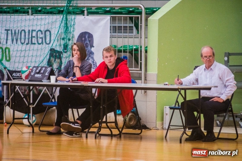 Zdjęcie w galerii na portalu naszraciborz.pl: RLPS: Przebudzenie Lunatyków. Leśna Perła zdetronizowana! [FOTO] wiadomości z regionu