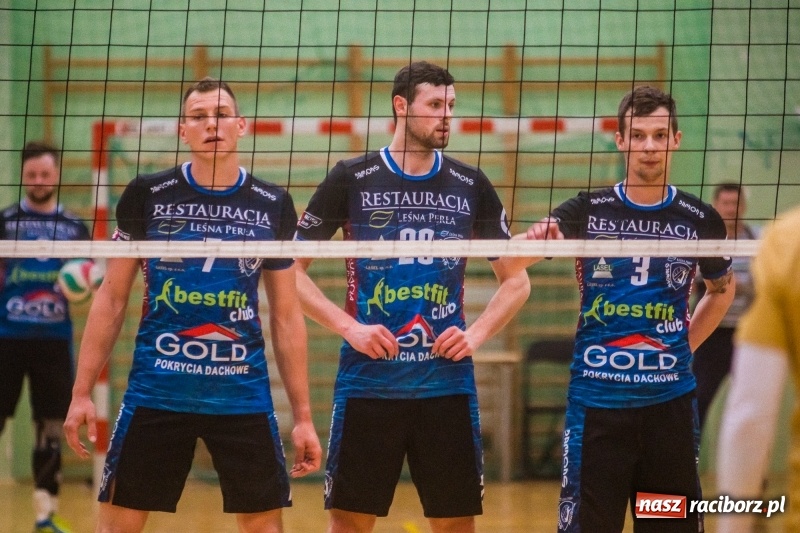 Zdjęcie w galerii na portalu naszraciborz.pl: RLPS: Przebudzenie Lunatyków. Leśna Perła zdetronizowana! [FOTO] wiadomości z regionu