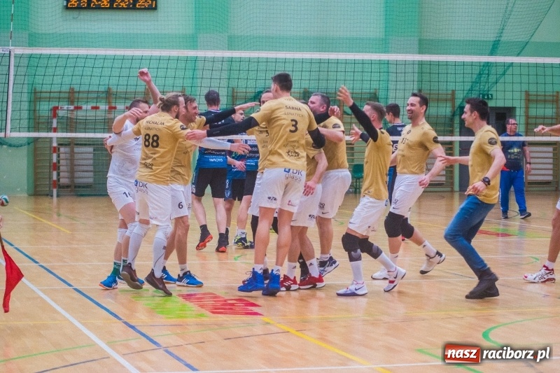 Zdjęcie w galerii na portalu naszraciborz.pl: RLPS: Przebudzenie Lunatyków. Leśna Perła zdetronizowana! [FOTO] wiadomości z regionu