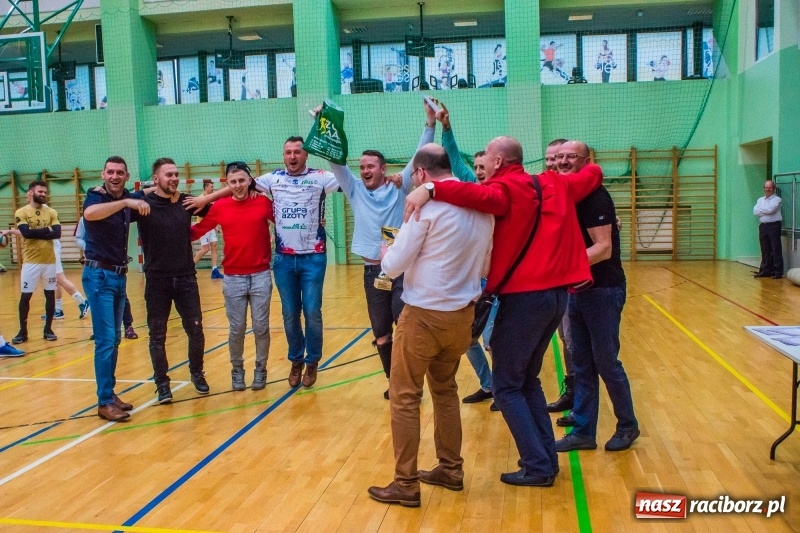 Zdjęcie w galerii na portalu naszraciborz.pl: RLPS: Przebudzenie Lunatyków. Leśna Perła zdetronizowana! [FOTO] wiadomości z regionu