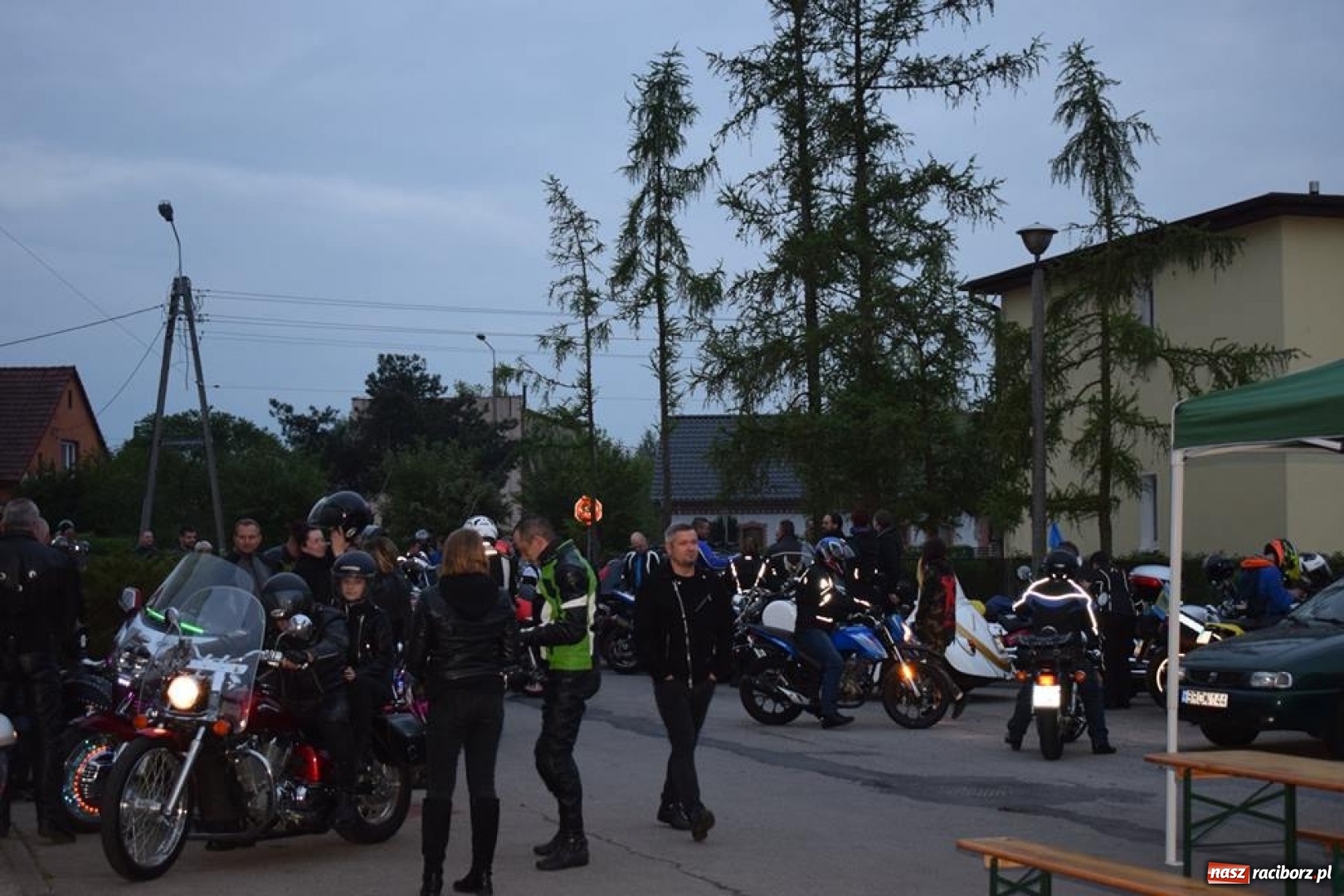 Zdjęcie w galerii na portalu naszraciborz.pl: Duchowo i rockowo rozpoczęli sezon motocyklowy  wiadomości z regionu