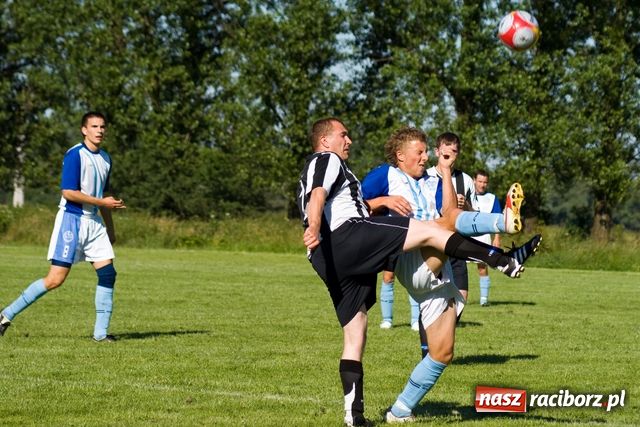 Zdjęcie w galerii na portalu naszraciborz.pl: Zwycięstwo na zakończenie sezonu wiadomości z regionu