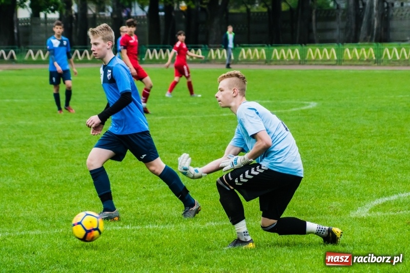 Zdjęcie w galerii na portalu naszraciborz.pl: Choć bardzo się starali, Tychom punktów nie urwali [FOTO] wiadomości z regionu