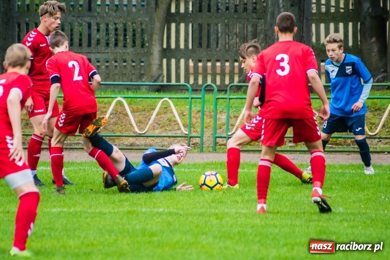 Zdjęcie w galerii na portalu naszraciborz.pl: Choć bardzo się starali, Tychom punktów nie urwali [FOTO] wiadomości z regionu