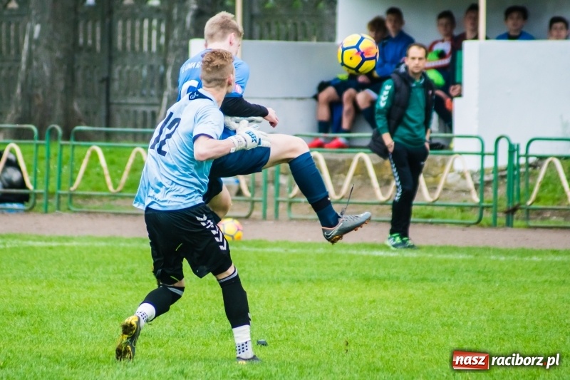 Zdjęcie w galerii na portalu naszraciborz.pl: Choć bardzo się starali, Tychom punktów nie urwali [FOTO] wiadomości z regionu
