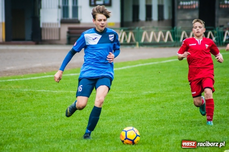 Zdjęcie w galerii na portalu naszraciborz.pl: Choć bardzo się starali, Tychom punktów nie urwali [FOTO] wiadomości z regionu