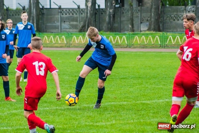 Zdjęcie w galerii na portalu naszraciborz.pl: Choć bardzo się starali, Tychom punktów nie urwali [FOTO] wiadomości z regionu