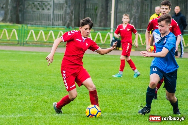 Zdjęcie w galerii na portalu naszraciborz.pl: Choć bardzo się starali, Tychom punktów nie urwali [FOTO] wiadomości z regionu