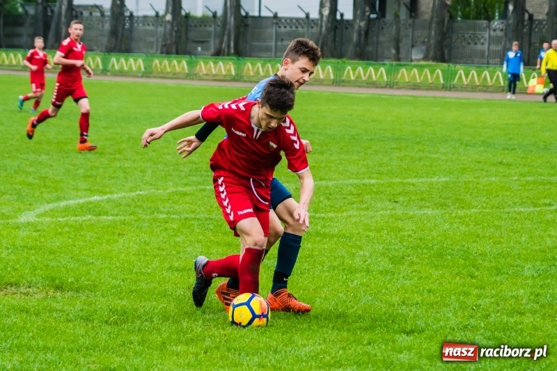 Zdjęcie w galerii na portalu naszraciborz.pl: Choć bardzo się starali, Tychom punktów nie urwali [FOTO] wiadomości z regionu