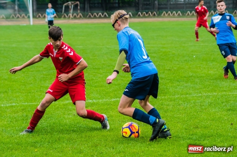 Zdjęcie w galerii na portalu naszraciborz.pl: Choć bardzo się starali, Tychom punktów nie urwali [FOTO] wiadomości z regionu