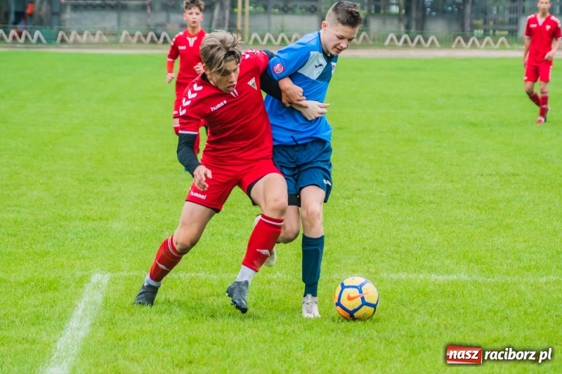 Zdjęcie w galerii na portalu naszraciborz.pl: Choć bardzo się starali, Tychom punktów nie urwali [FOTO] wiadomości z regionu