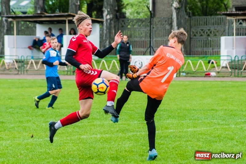 Zdjęcie w galerii na portalu naszraciborz.pl: Choć bardzo się starali, Tychom punktów nie urwali [FOTO] wiadomości z regionu
