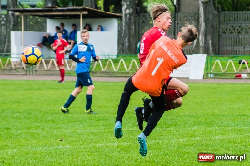 Zdjęcie w galerii na portalu naszraciborz.pl: Choć bardzo się starali, Tychom punktów nie urwali [FOTO] wiadomości z regionu