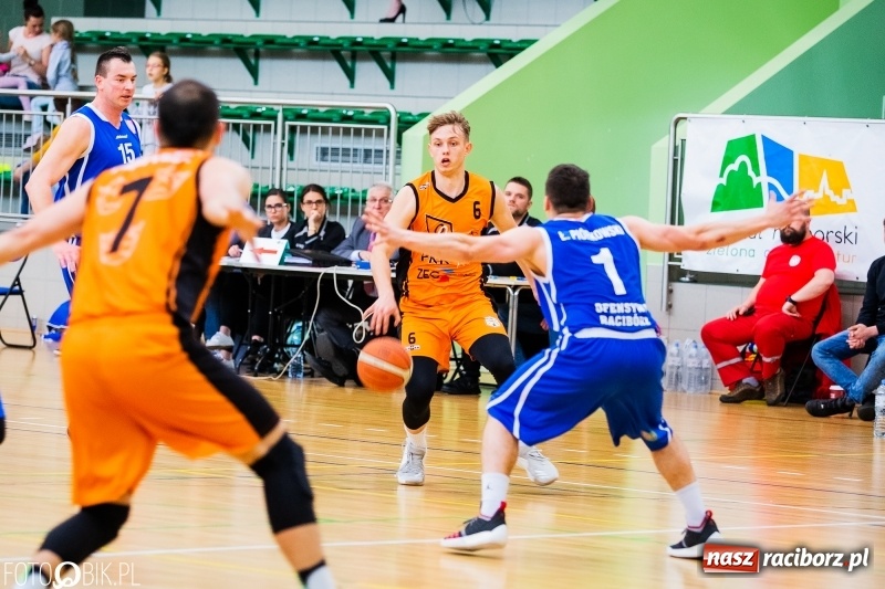 Zdjęcie w galerii na portalu naszraciborz.pl: II liga nie dla Ofensywy. Dotkliwa porażka z Pabianicami na zakończenie turnieju finałowego wiadomości z regionu