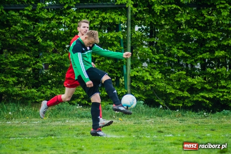 Zdjęcie w galerii na portalu naszraciborz.pl: Juniorzy Płoni i Ocic podzielili się punktami [FOTO] wiadomości z regionu