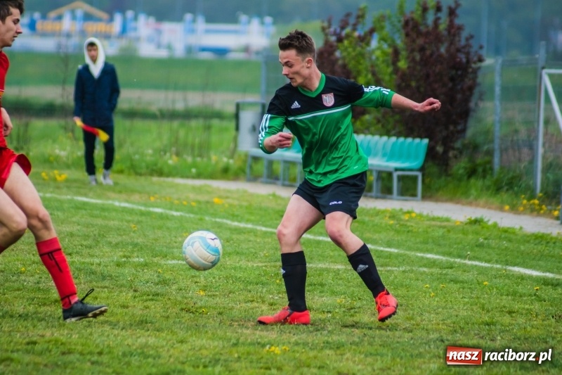 Zdjęcie w galerii na portalu naszraciborz.pl: Juniorzy Płoni i Ocic podzielili się punktami [FOTO] wiadomości z regionu